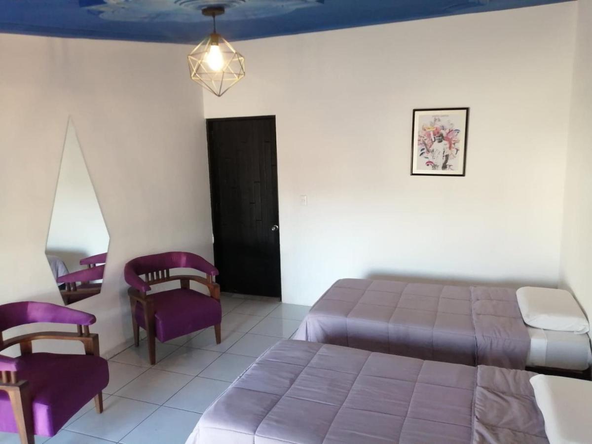 Casa Violeta Vandrarhem Tepic Exteriör bild